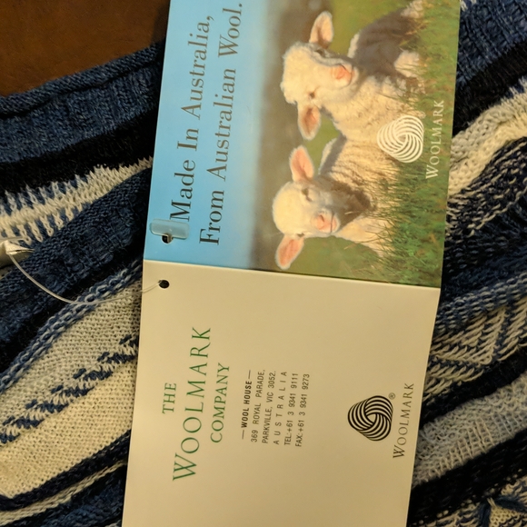 NWT Australian wool scarf - Picture 2 of 5